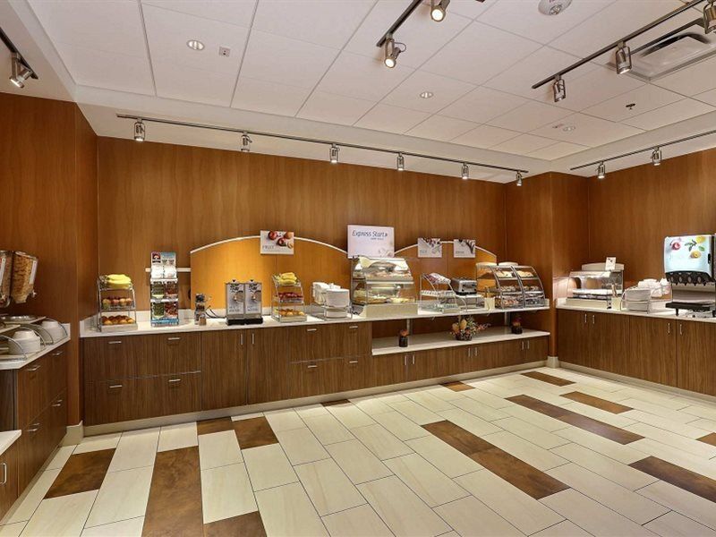 Holiday Inn Express Denver Downtown By Ihg Exterior photo