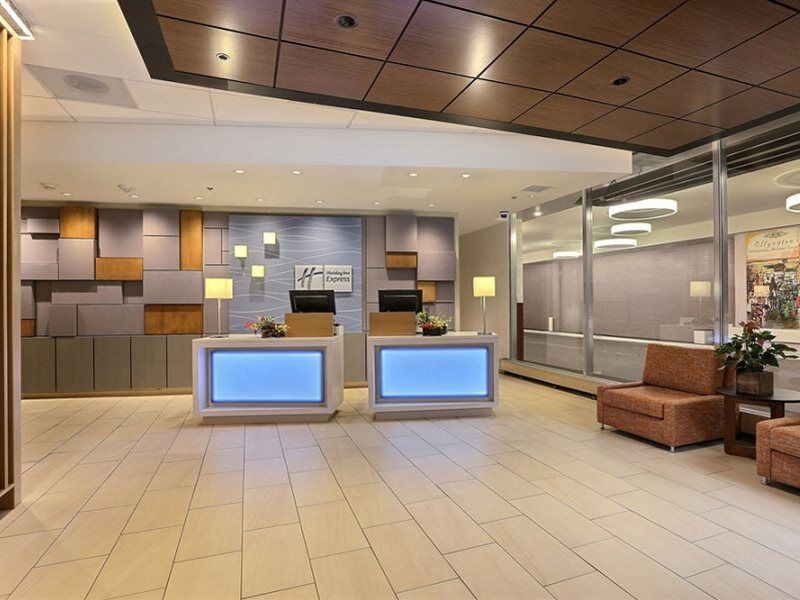 Holiday Inn Express Denver Downtown By Ihg Exterior photo